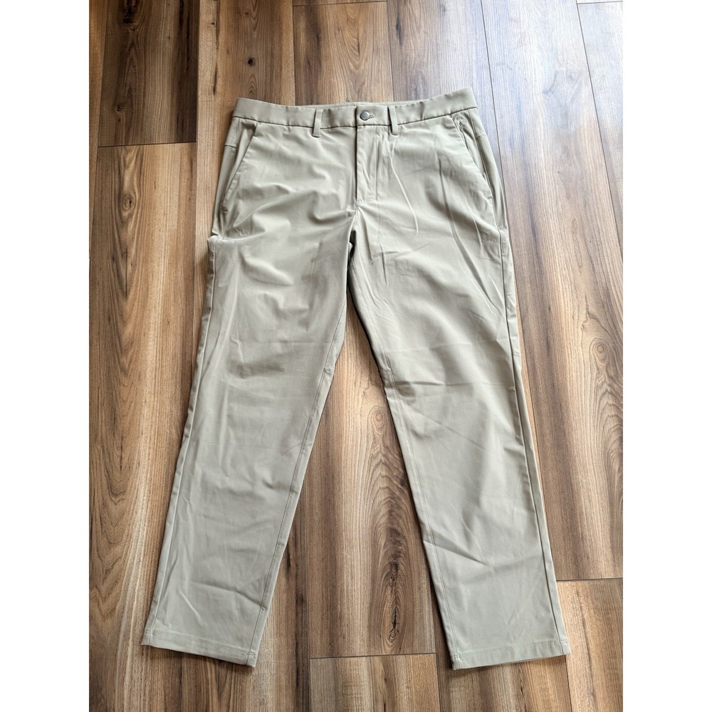 CRZ Yoga Men's Athleisure Pants Beige Tan Men's 34x29 Golf Stretch Casual Preppy